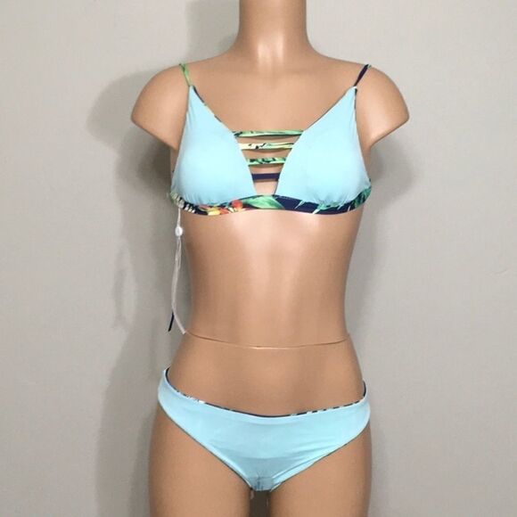🌹Host Pick🌹LUCKY BRAND reversible bikini. NWT - Picture 6 of 11